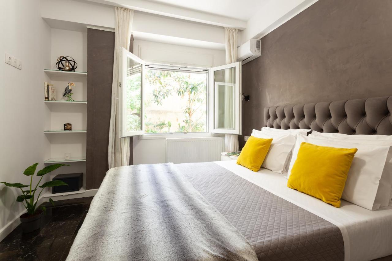 Seaside Apartment By Flisvos Marina Athens Exterior photo